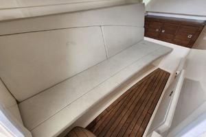 Photo 3484900 for 2017 Boston Whaler 320 Vantage  