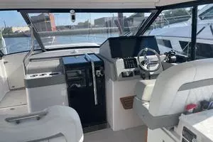  2021 Regal 36XO Yacht For Sale in Freeport NY