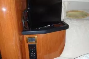 1999 Sea Ray Express Cruiser thumbnail 14