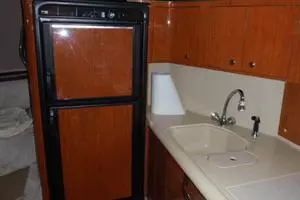 1999 Sea Ray Express Cruiser thumbnail 13
