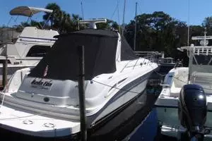 1999 Sea Ray Express Cruiser thumbnail 2