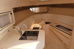 Photo 3488277 for 2005 Intrepid 310 Walkaround  