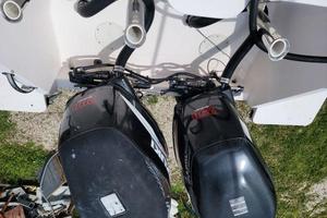 Photo 3488280 for 2005 Intrepid 310 Walkaround  