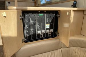SERENITY 40ft Carver Yacht For Sale