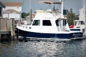 32ft BHM Yacht For Sale