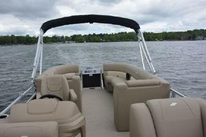 Photo 3497853 for 2022 Starcraft LX 22 R  