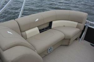 Photo 3497857 for 2022 Starcraft LX 22 R  