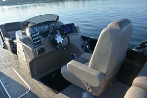 Photo 3498462 for 2022 Starcraft MX 25 Q DH  