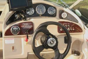 Photo 3506349 for 2006 Sea Ray 260 Sundancer  