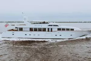  1995 Broward Raised Pilothouse Yacht For Sale in stuart FL