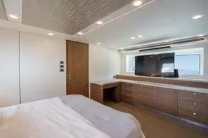 2023 CL Yachts CLB72 thumbnail 15