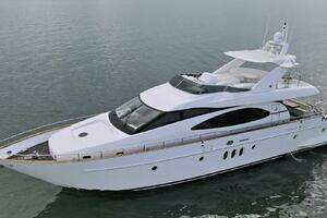 2003 Azimut 74 Solar thumbnail 1