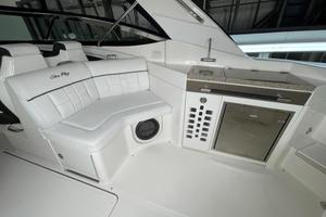 Photo 3547555 for 2015 Sea Ray 350 SLX  