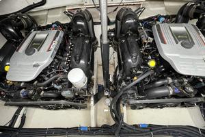 Photo 3547544 for 2015 Sea Ray 350 SLX  