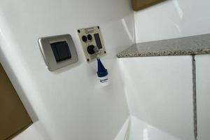 Photo 3547566 for 2015 Sea Ray 350 SLX  