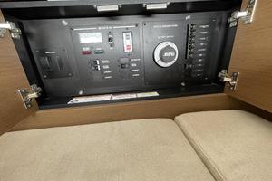 Photo 3547558 for 2015 Sea Ray 350 SLX  