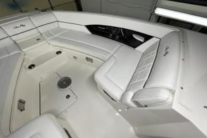 Photo 3547560 for 2015 Sea Ray 350 SLX  