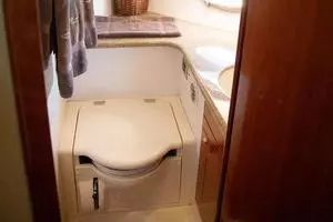 1999 Sunseeker Predator 58 thumbnail 15