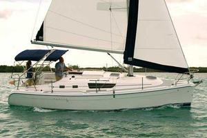 Blue Moon 31ft Hunter Yacht For Sale