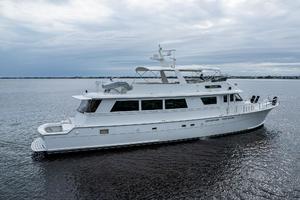 80ft Hatteras Yacht For Sale