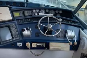 1991 Sea Ray 500 Sundancer thumbnail 12