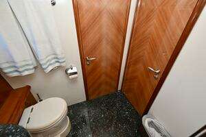 2005 Sunseeker Yacht thumbnail 36
