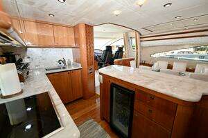 2005 Sunseeker Yacht thumbnail 17