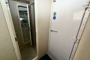 2005 Sunseeker Yacht thumbnail 50