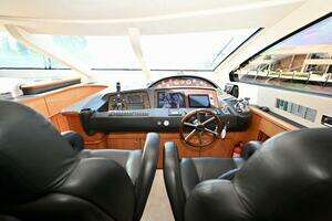 2005 Sunseeker Yacht thumbnail 19