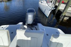 22ft Sea Hunt Yacht For Sale