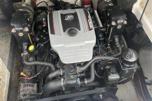 Photo 3569215 for 2008 Sea Ray 240 Sundeck  