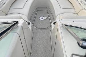 Photo 3569211 for 2008 Sea Ray 240 Sundeck  
