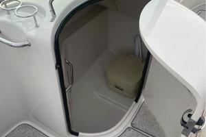 Photo 3569214 for 2008 Sea Ray 240 Sundeck  