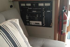 Contagious 32ft Luhrs Yacht For Sale