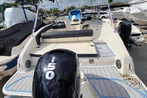 22ft Bayliner Yacht For Sale