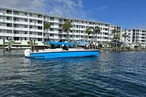  2023 Axopar 37 XC CROSS CABIN Yacht For Sale in Palm Beach FL