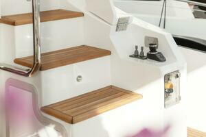 2020 Azimut 72 Flybridge thumbnail 5
