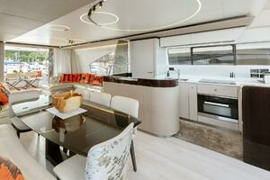 2020 Azimut 72 Flybridge thumbnail 33
