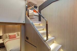 2020 Azimut 72 Flybridge thumbnail 36