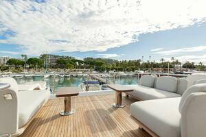 2020 Azimut 72 Flybridge thumbnail 9