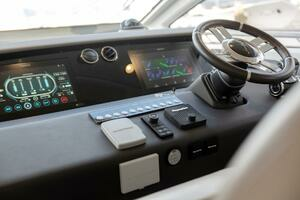 2020 Azimut 72 Flybridge thumbnail 35