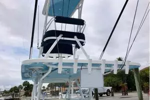 2018 Invincible 39 Open Fisherman thumbnail 6