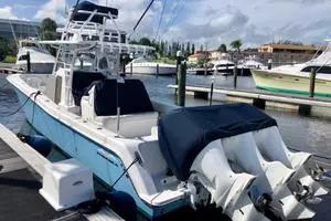 2018 Invincible 39 Open Fisherman thumbnail 11