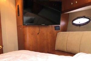 Photo 3593968 for 2000 Cruisers 4450 Express Yachts  