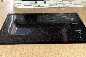 Photo 3593953 for 2000 Cruisers 4450 Express Yachts  