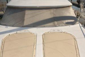 Photo 3593934 for 2000 Cruisers 4450 Express Yachts  