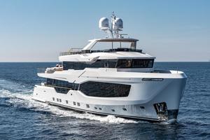 37XP 17 121ft Numarine Yacht For Sale