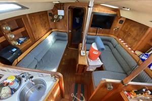 MISTRAL 42ft Moody Yacht For Sale