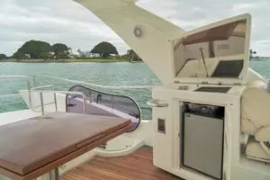 2013 Azimut FLY54 thumbnail 11