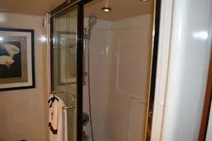 1989 Viking Motor Yacht thumbnail 85
